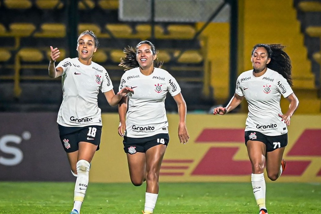 Futebol: Millene leva Corinthians à vitória na Libertadores feminina