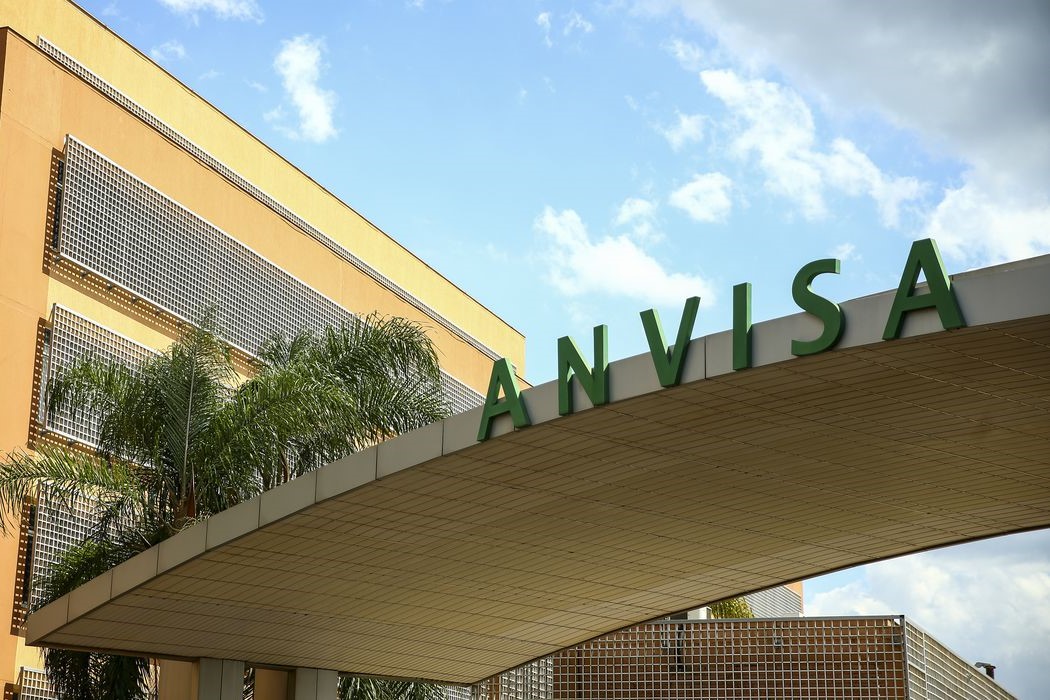 Anvisa define composição de vacinas contra influenza para 2024