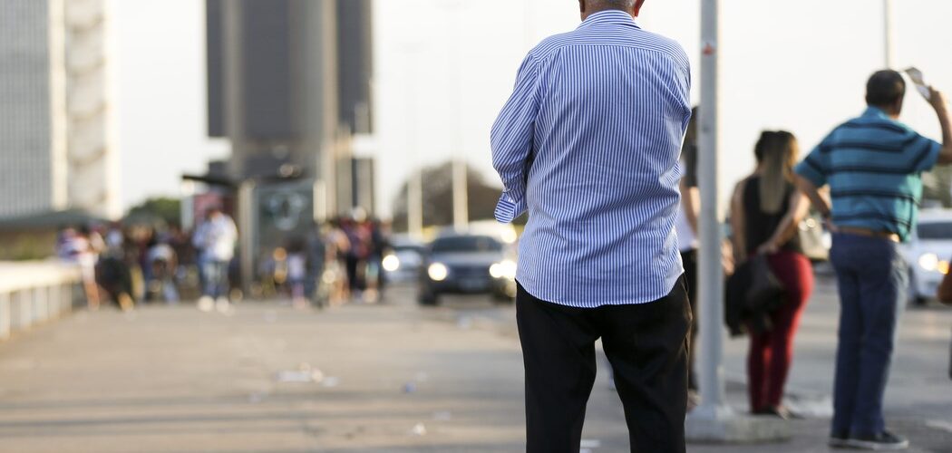 Em 12 anos, população brasileira com 65 anos ou mais cresceu quase 60%