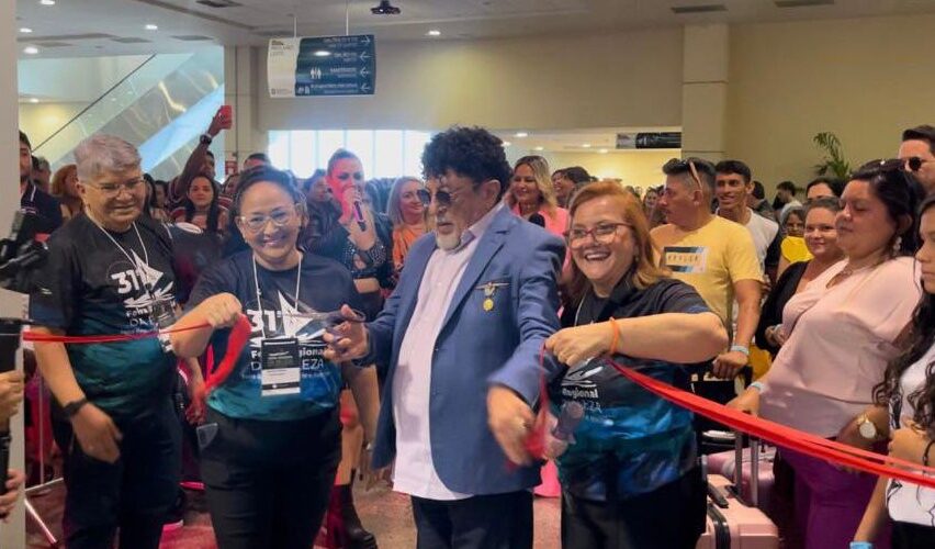 Primeiro dia da Feira Regional da Beleza tem início com demonstrações ao vivo, exposições e caravanas de todo o Brasil