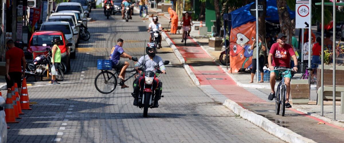 Trabalho: Fortaleza gera 20,9 mil empregos em 2023 e supera 12 estados do Brasil