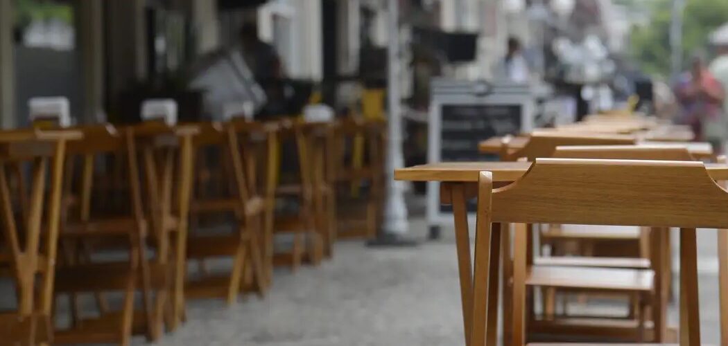 Pesquisa mostra que 35% de bares e restaurantes pretendem contratar