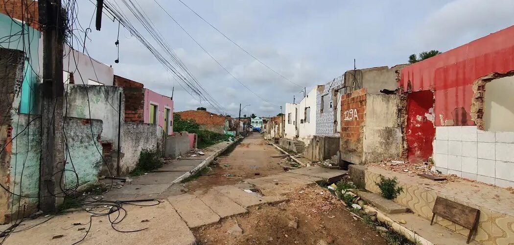 Operação apura crimes na exploração de sal-gema em Maceió