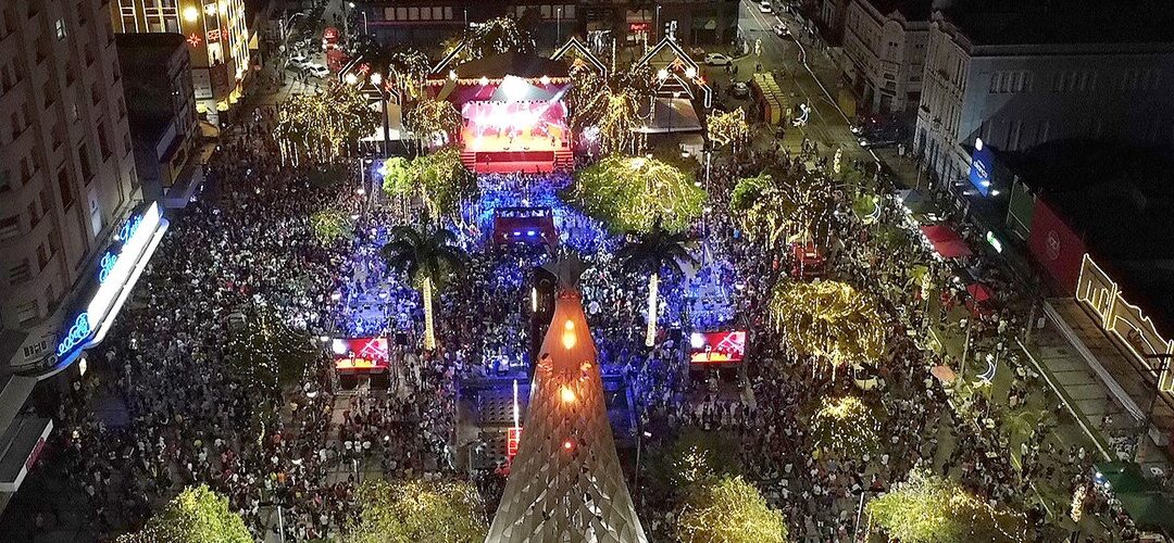 Ceará Natal de Luz reuniu mais de 220 mil pessoas nas praças do Ferreira e Portugal