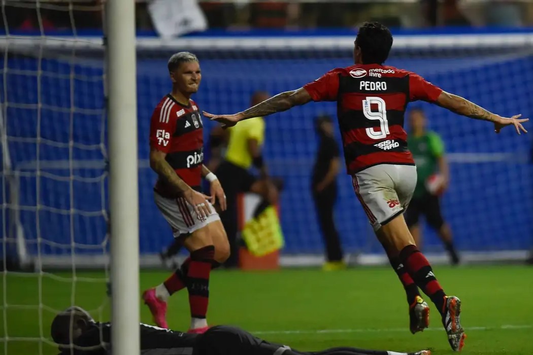 Flamengo estreia com goleada no Campeonato Carioca