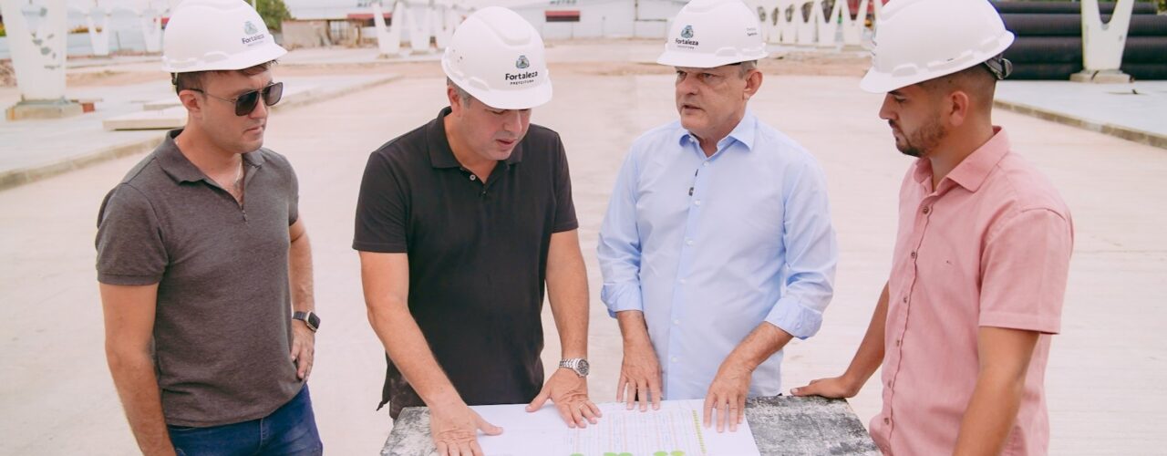 Prefeito José Sarto fiscaliza as obras do novo Terminal José de Alencar, no Centro