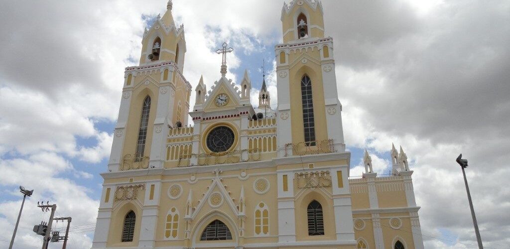 Infraestrutura: Ministro do Turismo e governador do Ceará assinam convênios para obras de infraestrutura turística