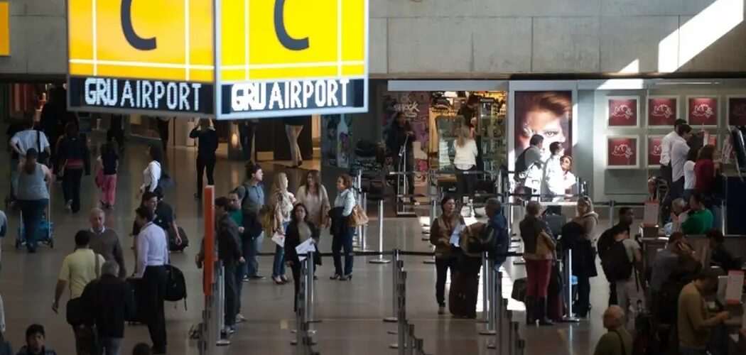 Austrália, Canadá e EUA: exigência de visto pelo Brasil começa dia 10