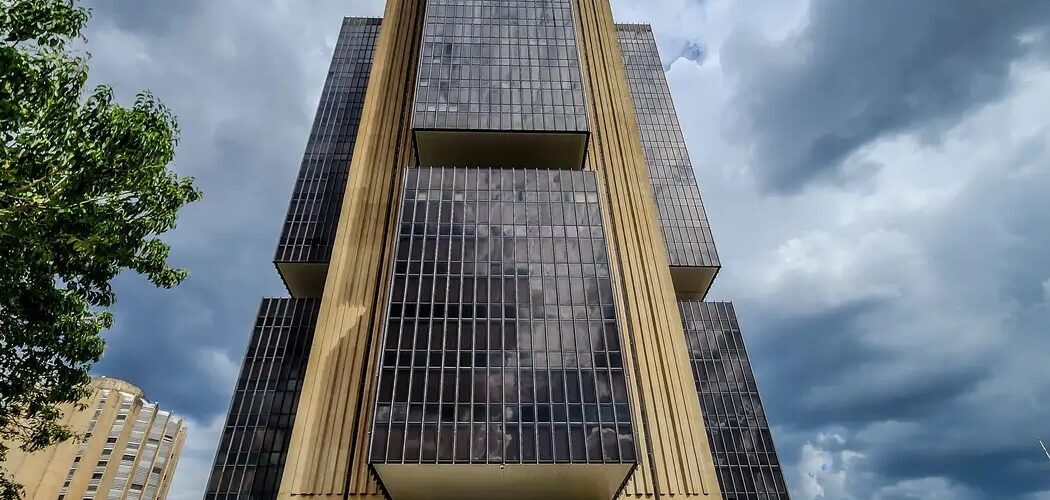 Economia: Mercado eleva para 1,68% projeção de expansão da economia em 2024