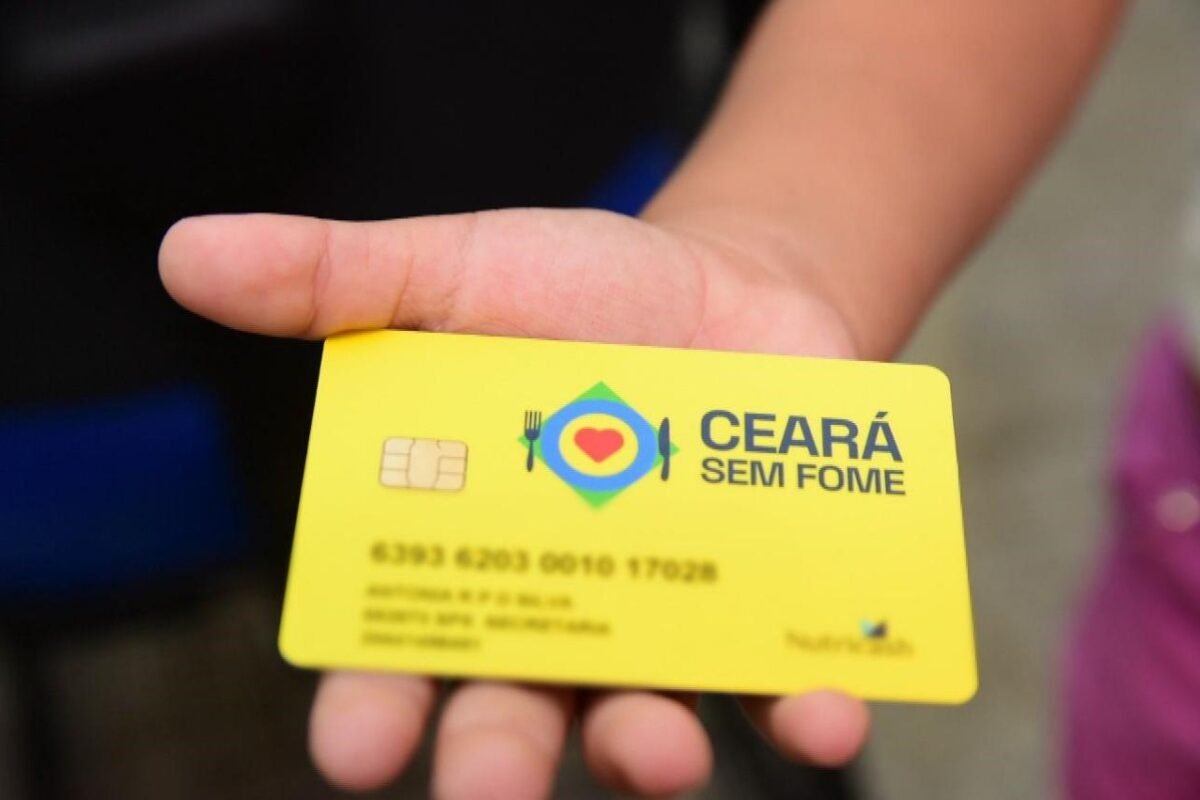 Prefeitura de Canindé entrega cartões do Ceará Sem Fome aos 281 novos beneficiários.