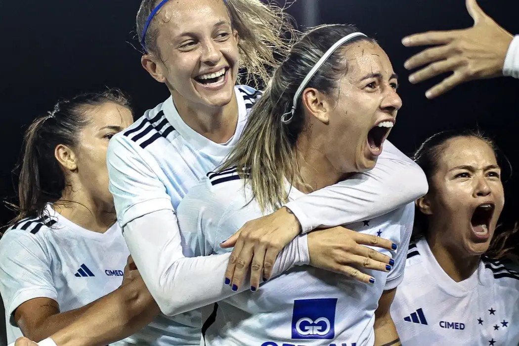 Futebol: Cruzeiro se garante nas semifinais da Supercopa do Brasil feminina