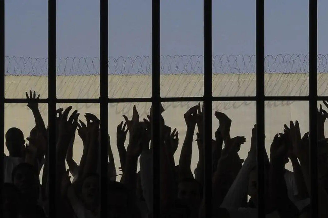 Política: Senado aprova fim da “saidinha” de presos