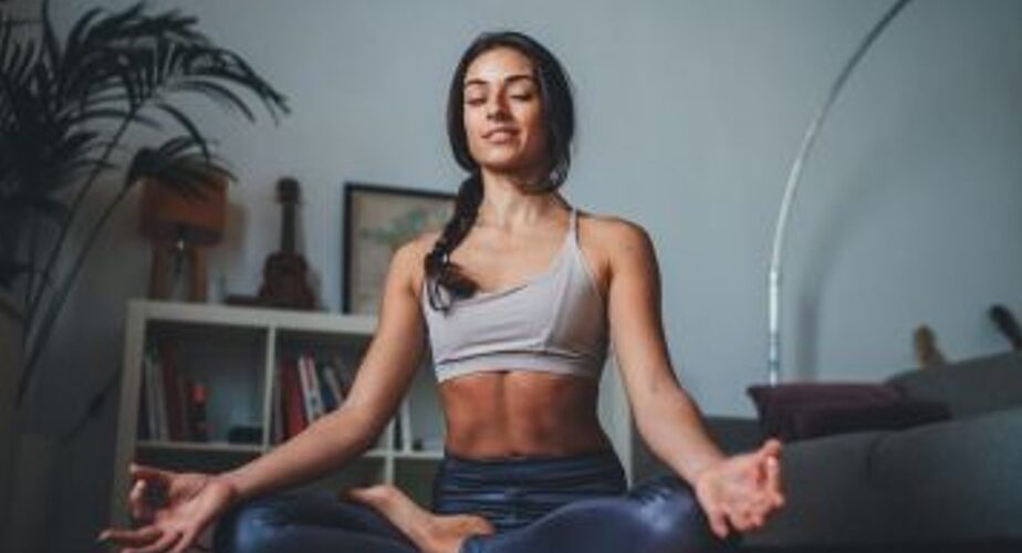 Saúde Mental Sentindo-se ansioso(a), estressado(a) ou esgotado(a) mentalmente Conheça o Ciclo de Palestras gratuitos da Monge Urbano