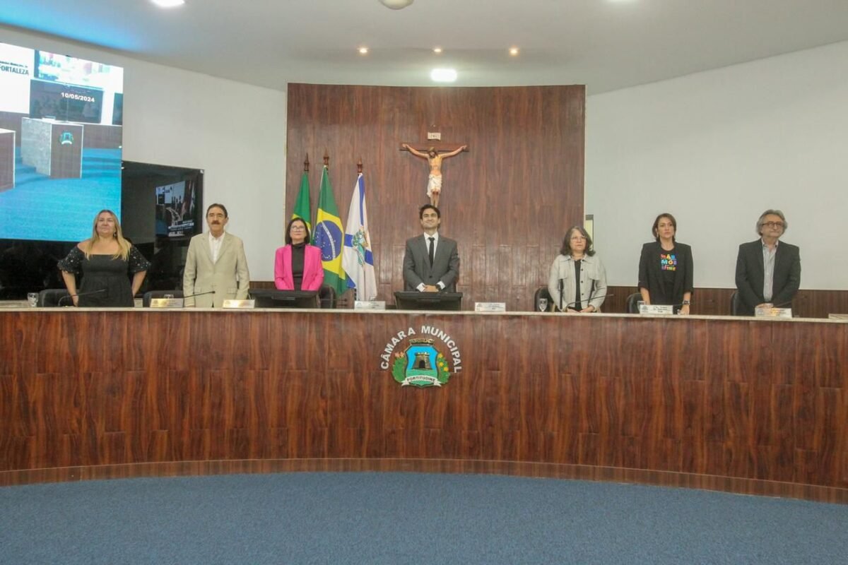 Especial: Mães atípicas são homenageadas pela Câmara Municipal de Fortaleza a pedido de Pedro Matos