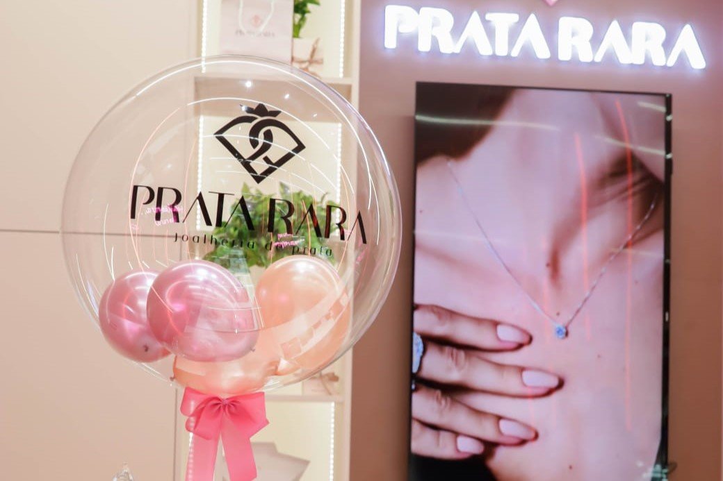Prata Rara comemora 1 ano no Shopping Iguatemi Bosque com Estoura Balão e coquetel para clientes