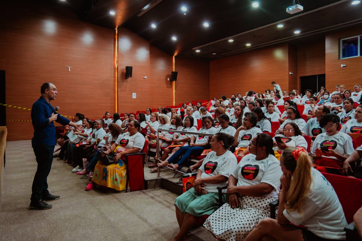 Programa Nossas Guerreiras já beneficiou mais de 12 mil mulheres com crédito orientado de R$ 3 mil