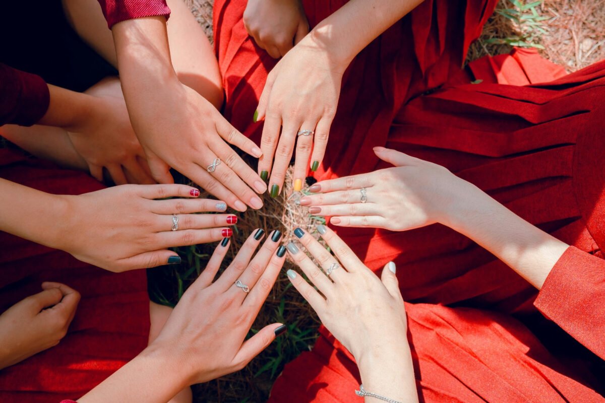 Campeonatos de manicure e sobrancelha aquece o 24º Congresso da Beleza