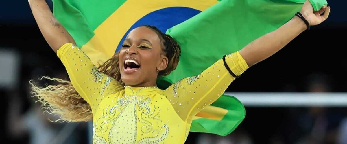 Rebeca Andrade é prata no individual geral na ginástica em Paris