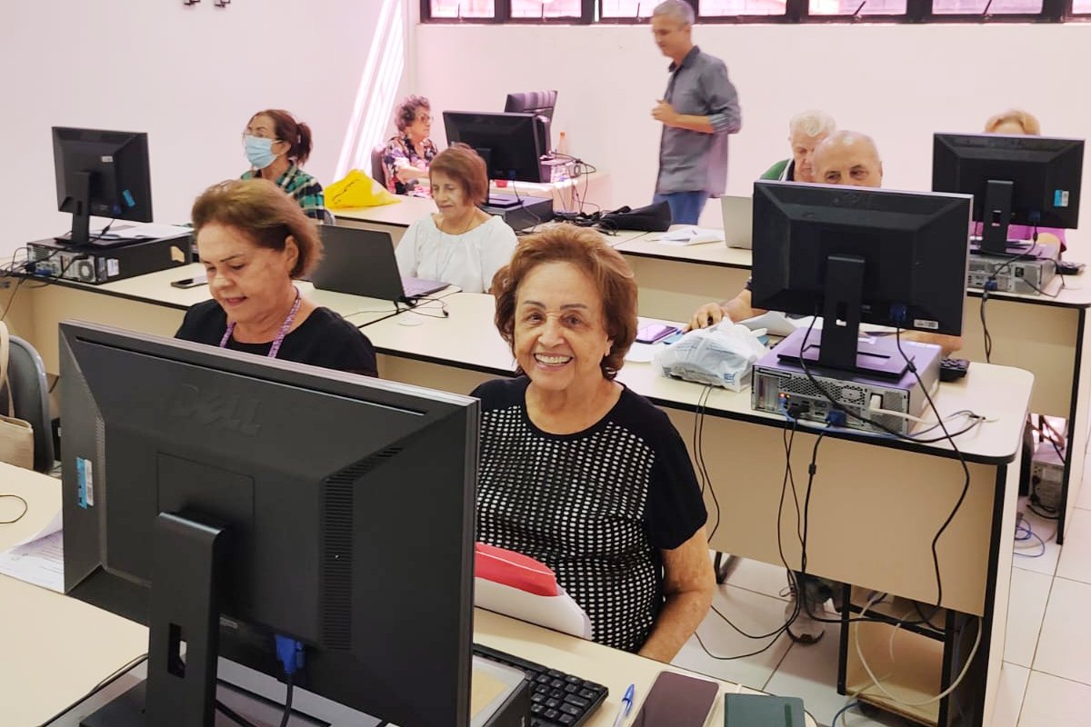 Programação especial do PAI celebra Semana da Pessoa Idosa