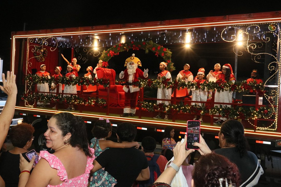 Crianças dão início aos ensaios para o 28º Ceará Natal de Luz