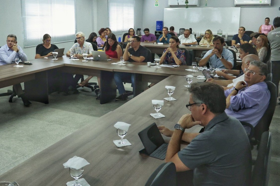 Equipes de transição se reúnem para debater sobre IJF e Fagifor