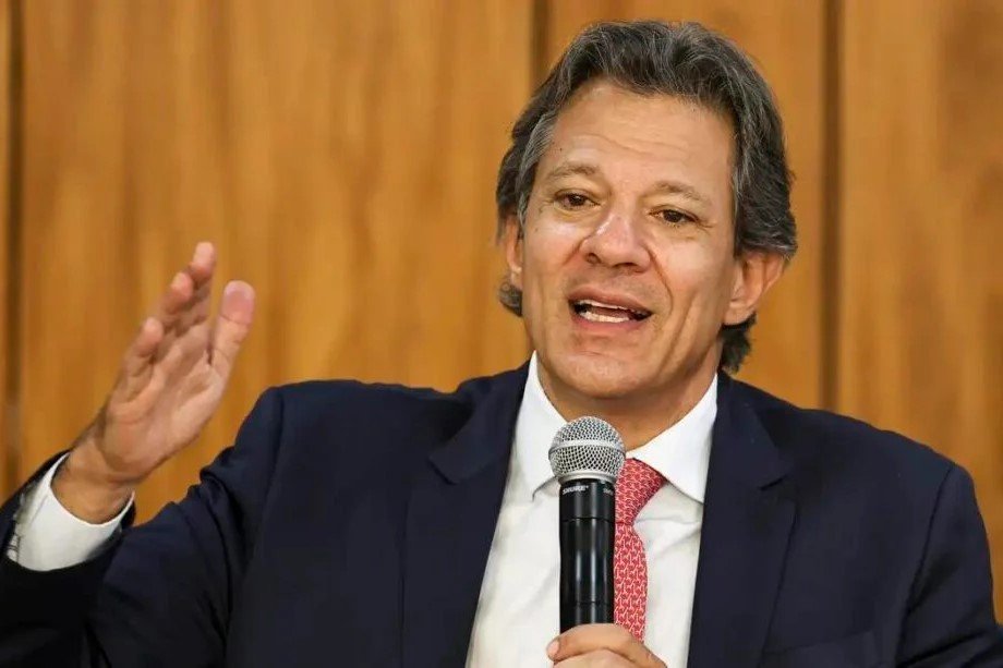 Haddad cancela viagem à Europa