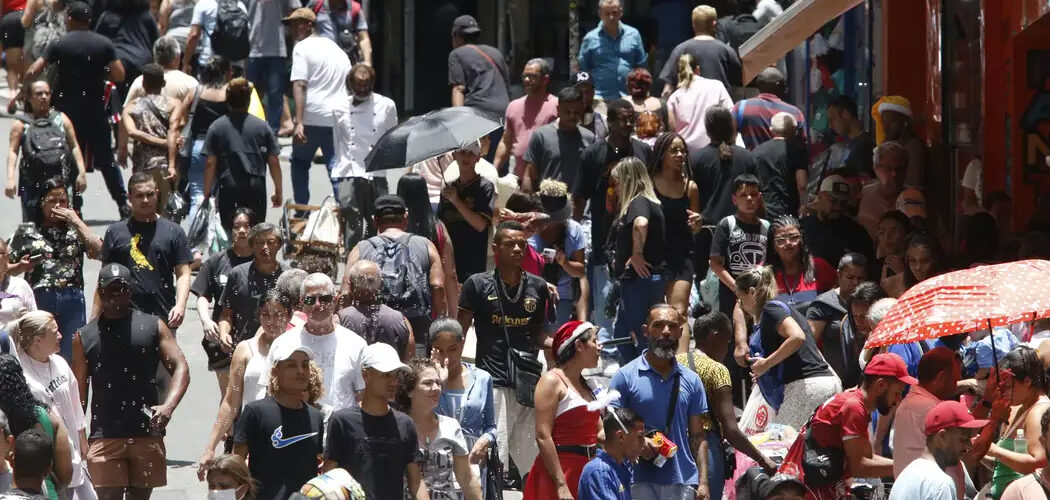 49% dos brasileiros acreditam que país vai melhorar em 2025