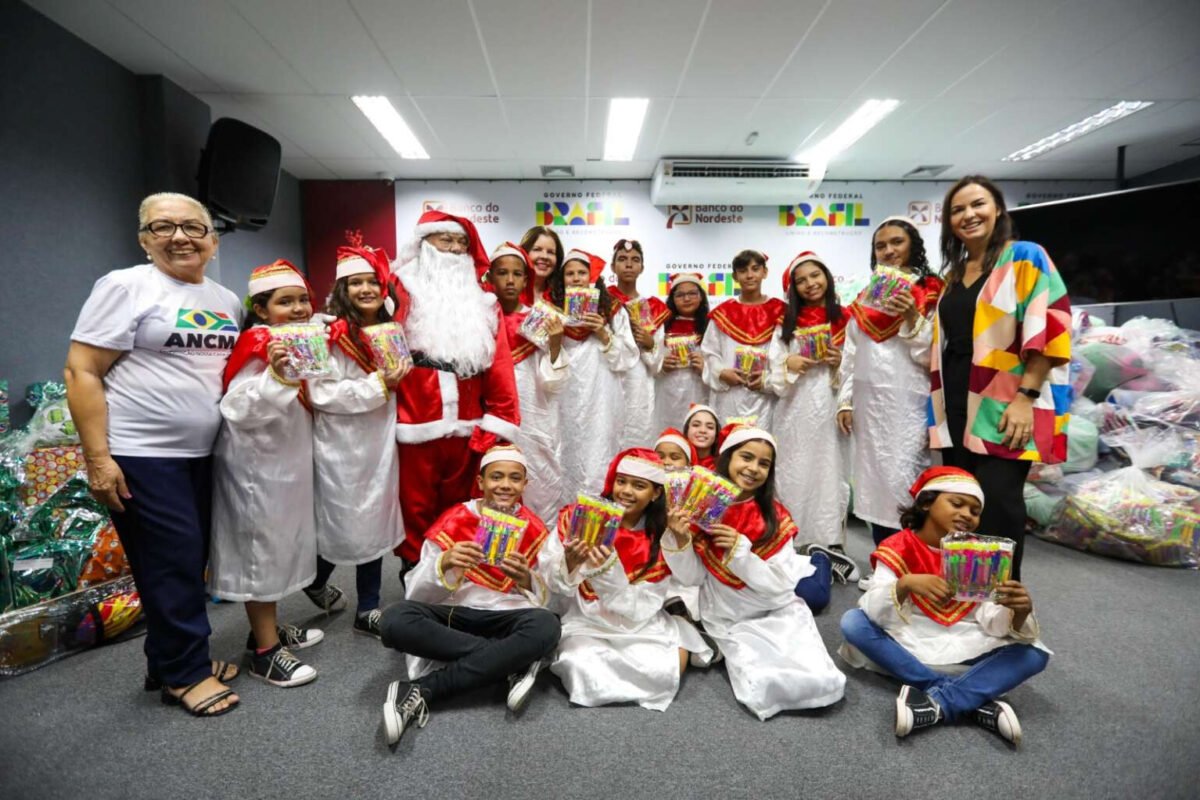 Banco do Nordeste realiza doação de 2.500 brinquedos para o Natal do Ceará Sem Fome