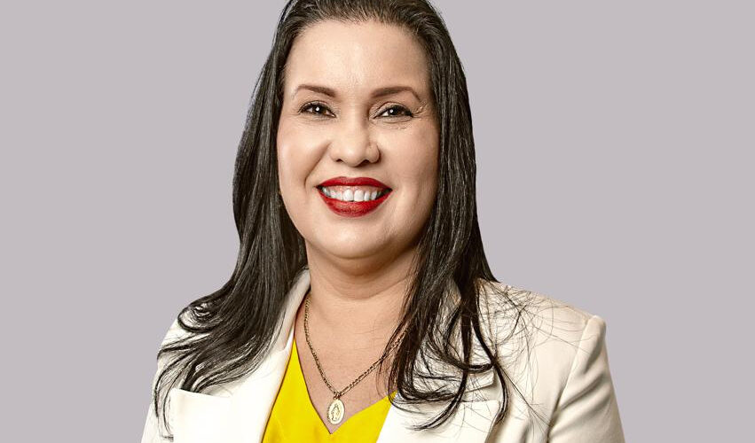 Christiane Leitão tomará posse como primeira mulher presidente da OAB-CE
