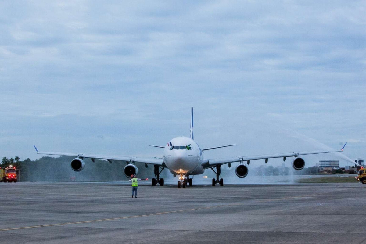 Companhias aéreas ampliam rotas para o Ceará na alta estação