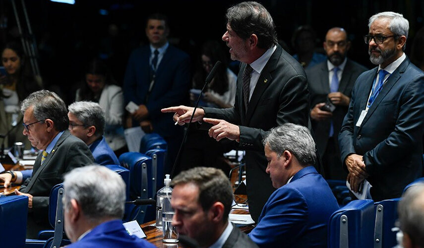 Senado aprova reconhecimento de barracas da Praia do Futuro como patrimônio nacional