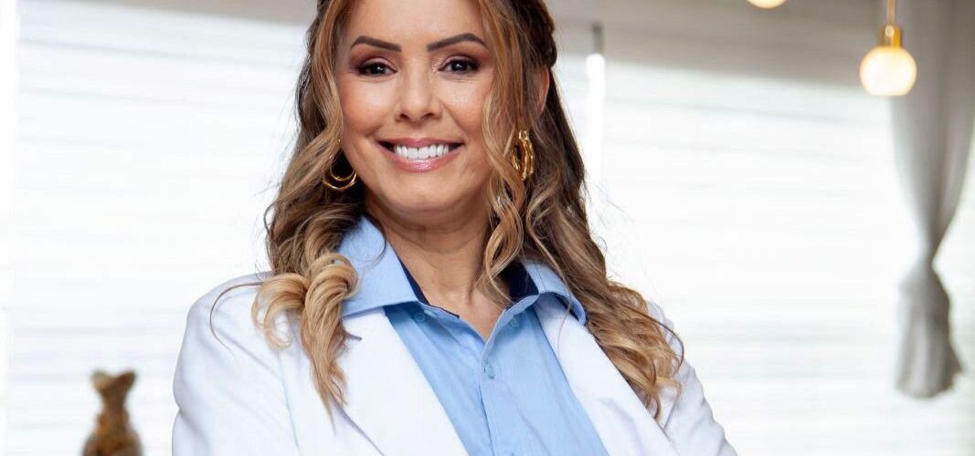 Após superação do câncer, cearense Eveline Rodrigues lança dois livros inspirados em sua jornada de fé e cura