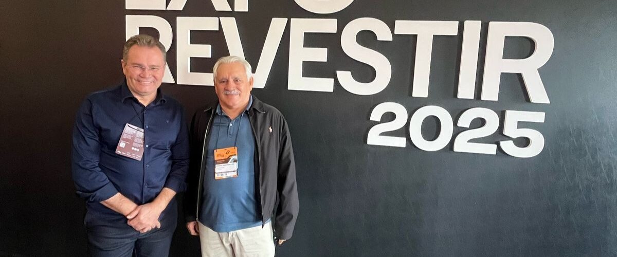 CooperCon Ceará e CooperCon Brasil visitam a Expo Revestir 2025 em busca de inovações para o setor da construção