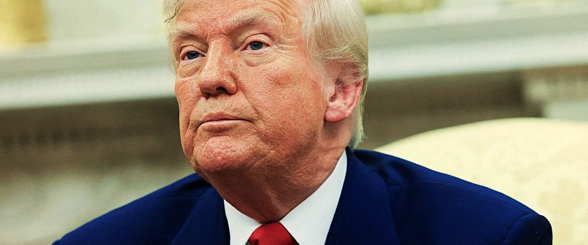 Internacional: Aprovação econômica de Trump cai nos EUA, aponta pesquisa da CBS News