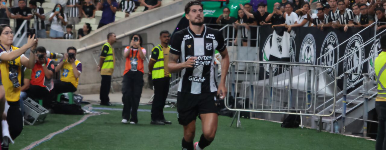 Ceará derrota o Grêmio e mantém invencibilidade em casa na Série A do Brasileirão