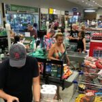 Economia: Queda nos preços das commodities deve baratear alimentos nas próximas semanas, diz ministro