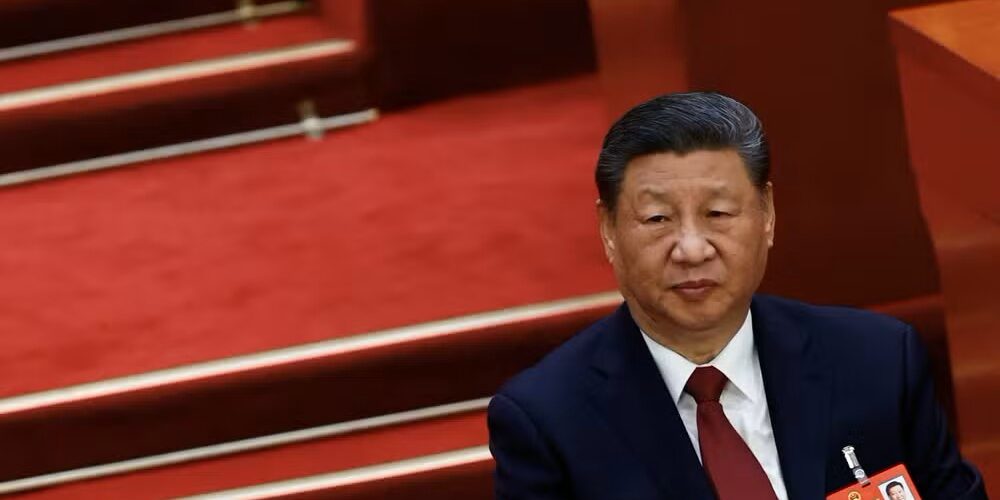 Economia: China eleva tarifas sobre os EUA de 84% para 125% e apresenta queixa à OMC