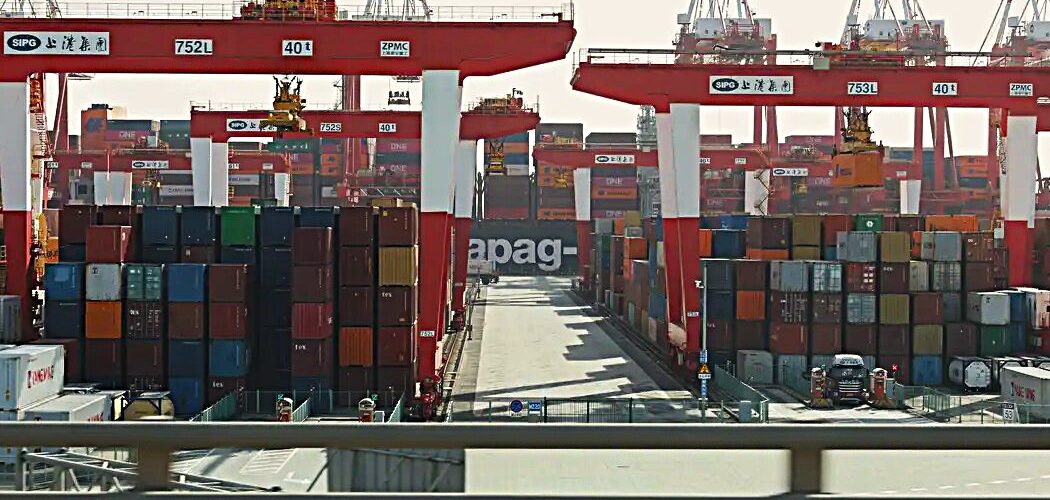 Tarifaço: EUA confirmam tarifa de 104% sobre produtos chineses a partir desta quarta-feira (9)