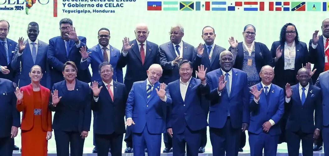 Lula propõe união da América Latina por candidatura única de mulher à chefia da ONU