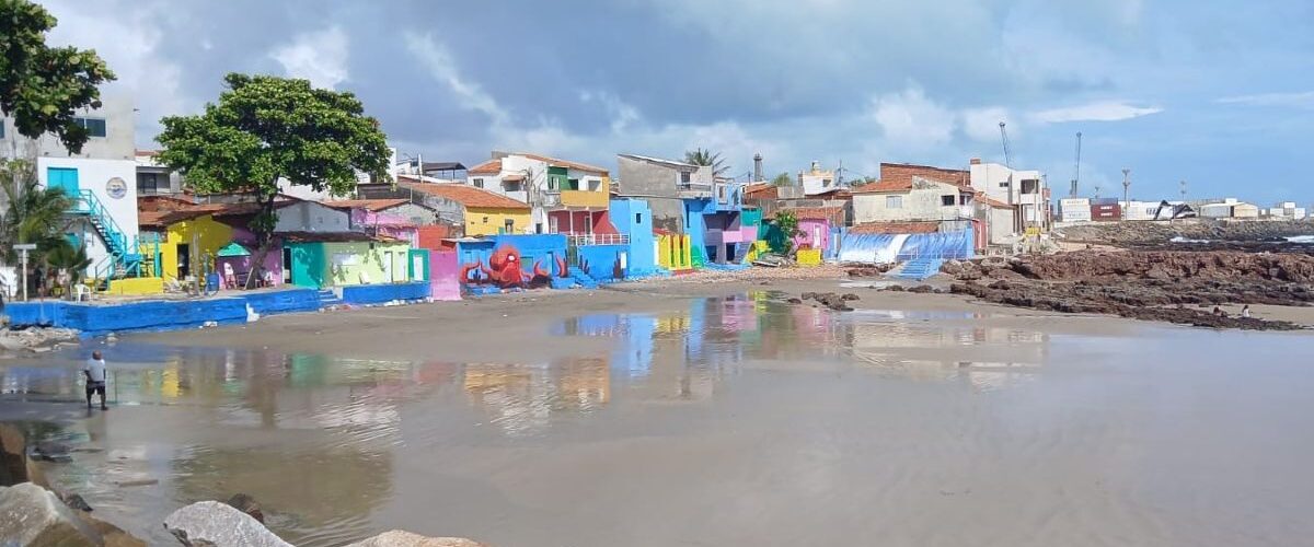 Arte Urbana: Projeto “Serviluz em Cores” transforma bairro litorâneo de Fortaleza com arte urbana colaborativa