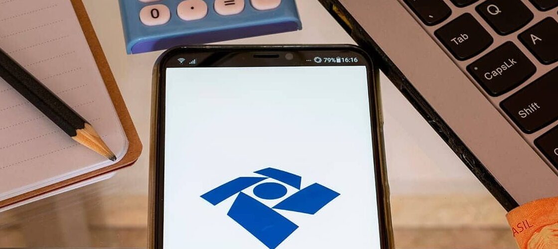 Finanças: Governo amplia faixa de isenção do Imposto de Renda para até R$ 2.428,80