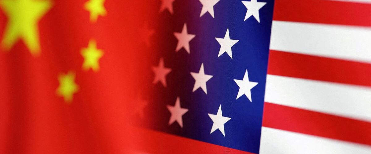 Internacional: China retira tarifas sobre semicondutores dos EUA, indicam agências em Shenzhen