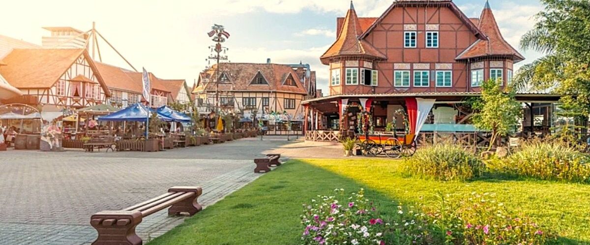 Pesquisa: Turismo brasileiro cresce 7,3% em fevereiro e já supera nível pré-pandemia, aponta IBGE