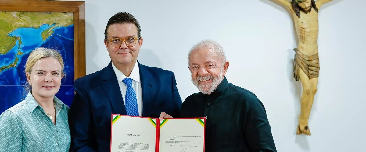 Política: Líder do PL pede afastamento de Wolney Queiroz do Ministério da Previdência Social