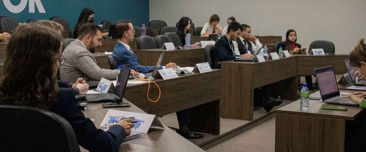 Maior simulador universitário de debates do Nordeste realiza 1º evento de 2025 na Assembleia do Ceará