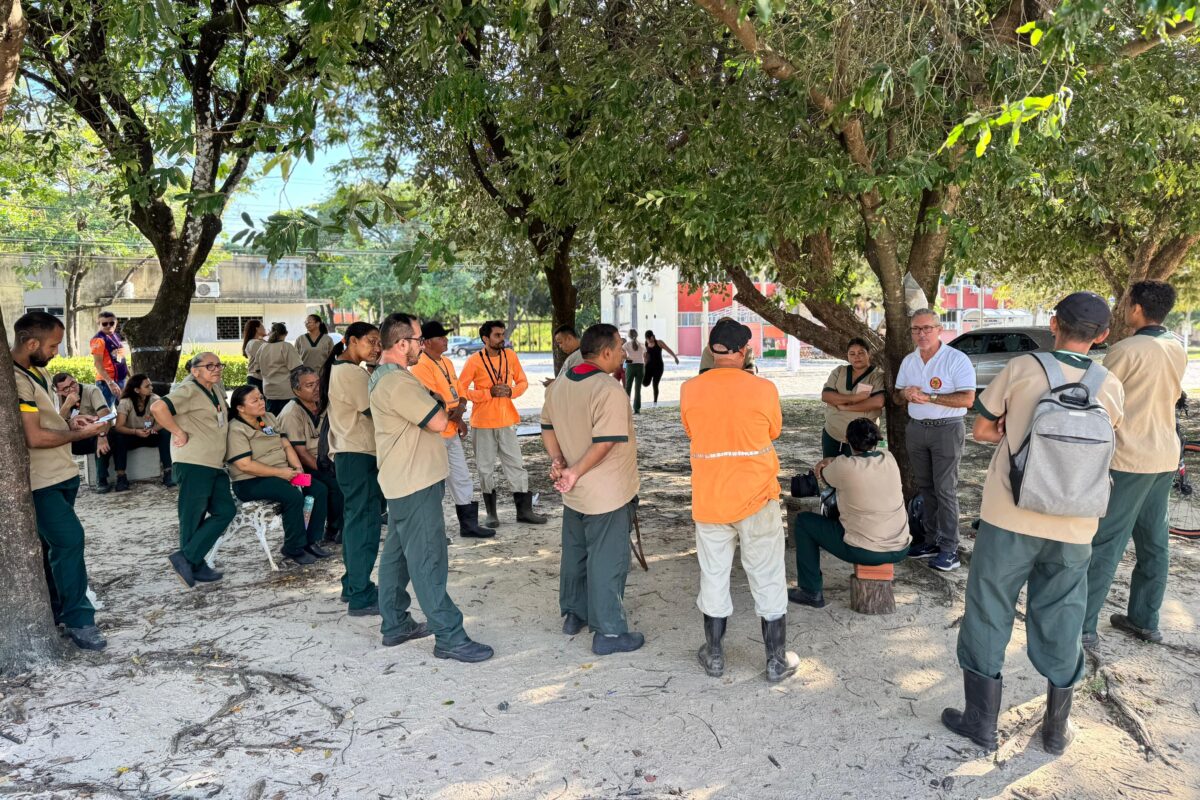 Protesto: Trabalhadores terceirizados da UFC paralisam atividades em protesto por pagamentos pendentes