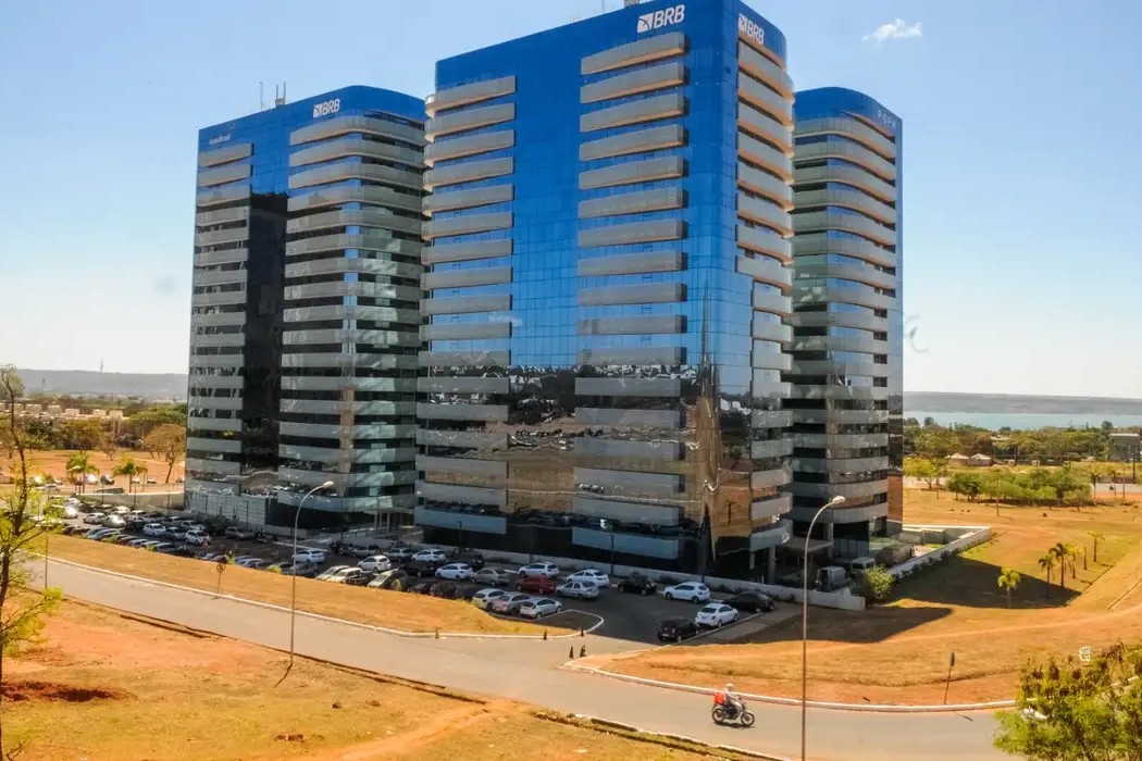 Impedimento: Justiça suspende assinatura de contrato entre BRB e Banco Master por suspeita de irregularidades