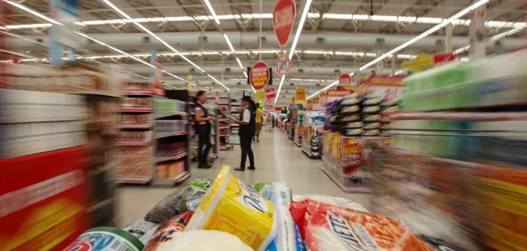 Economia: Inflação oficial fecha abril em 0,43% com alta nos alimentos e medicamentos, aponta IBGE