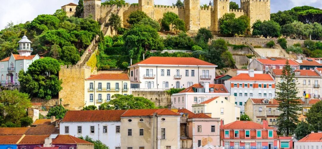 Internacional: Portugal vai notificar 4.500 imigrantes para deixarem o país; brasileiros podem ser afetados