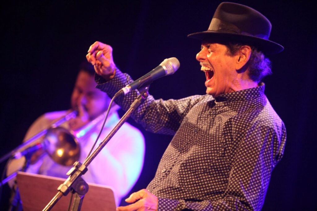 Show: Theatro José de Alencar celebra 115 anos com show gratuito em homenagem à Massafeira